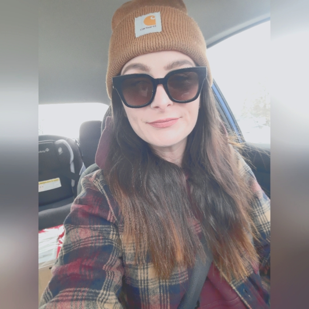 Meet your Posher, Lisa